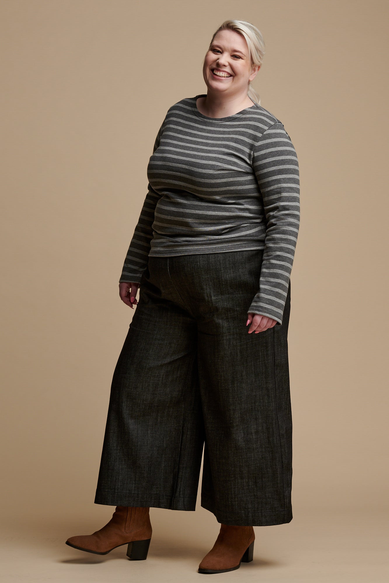 Women's Short PJ Trousers - Black Denim