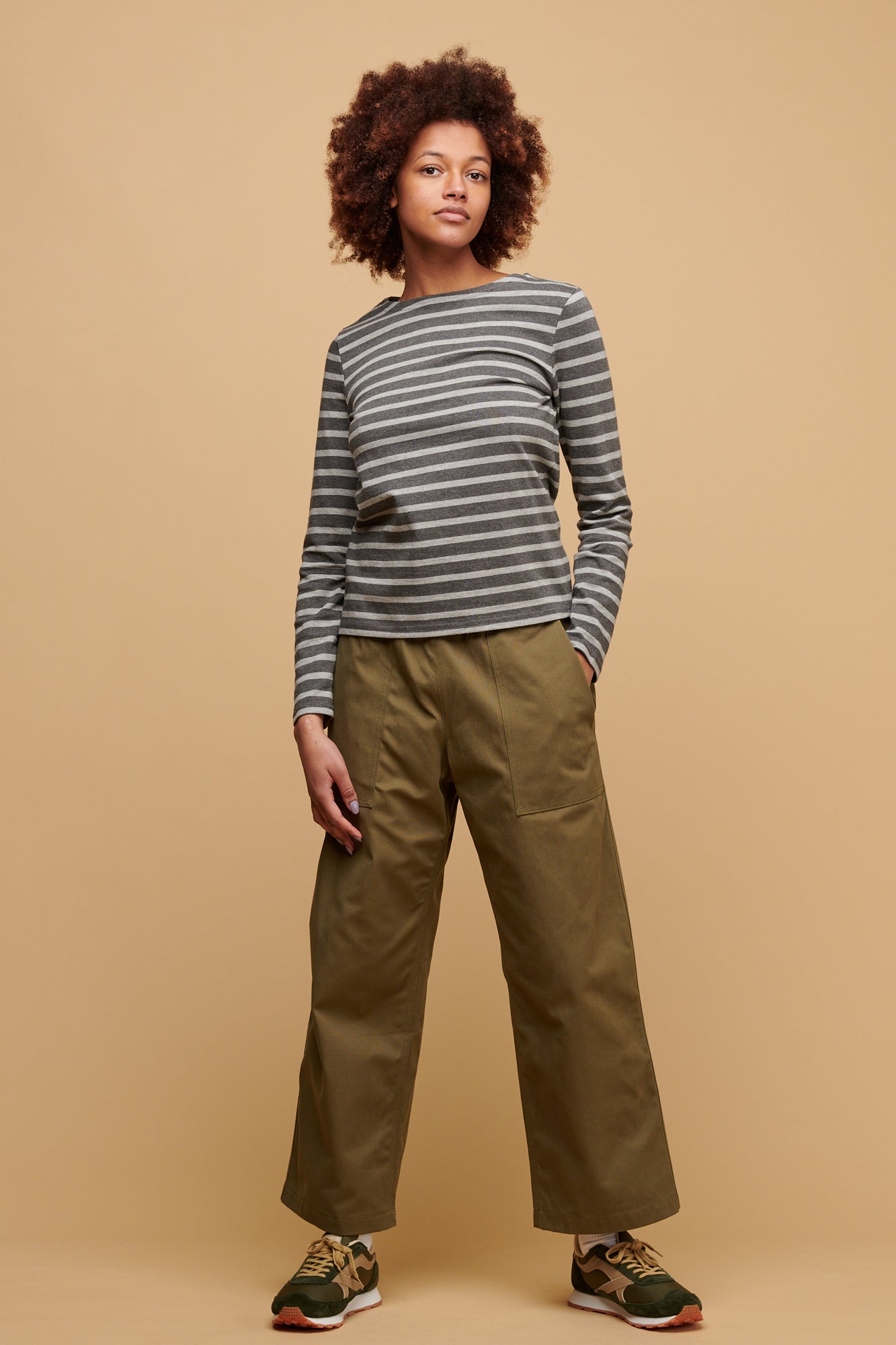 Camerawoman Drawstring Tapered Cotton Canvas Trousers - Olive