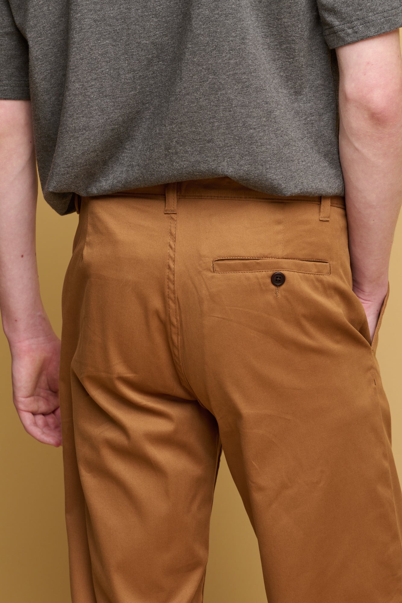 Men's Slim Lightweight Stretch Cotton Twill Chinos - Tobacco