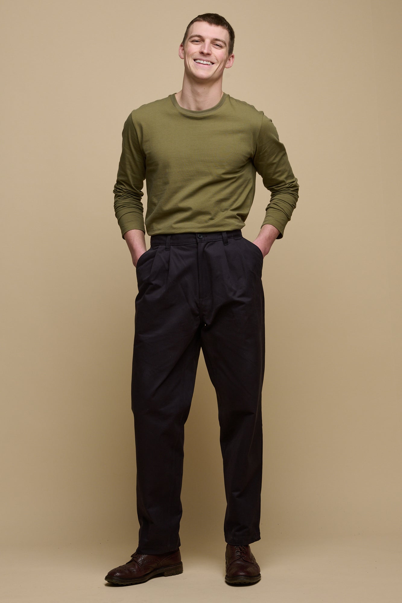 Men's Pleated Lightweight 100% Cotton Twill Chinos - Dark Navy