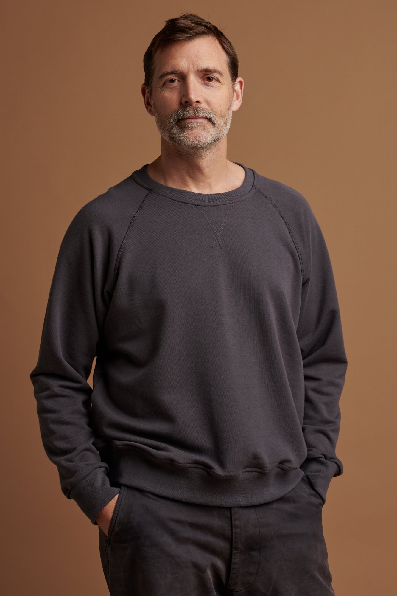 Men's Raglan Sweatshirt - Slate Grey